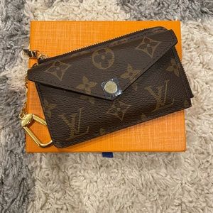 LV Key pouch card holder recto verso